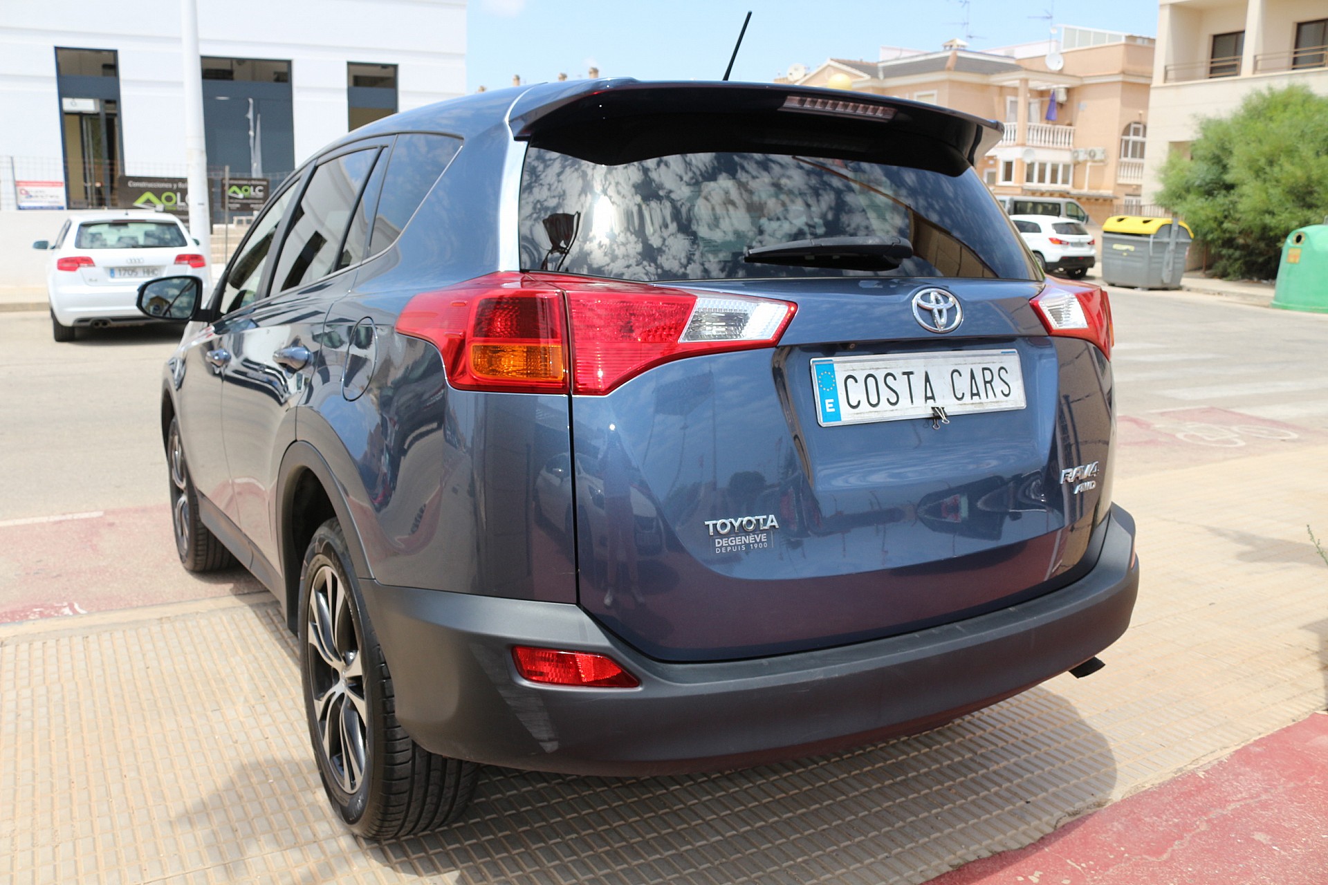 Toyota RAV4 2.2 ADW  - Costa Cars