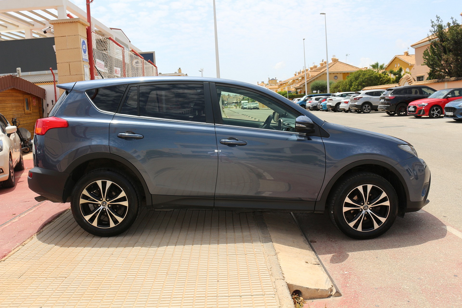 Toyota RAV4 2.2 ADW  - Costa Cars