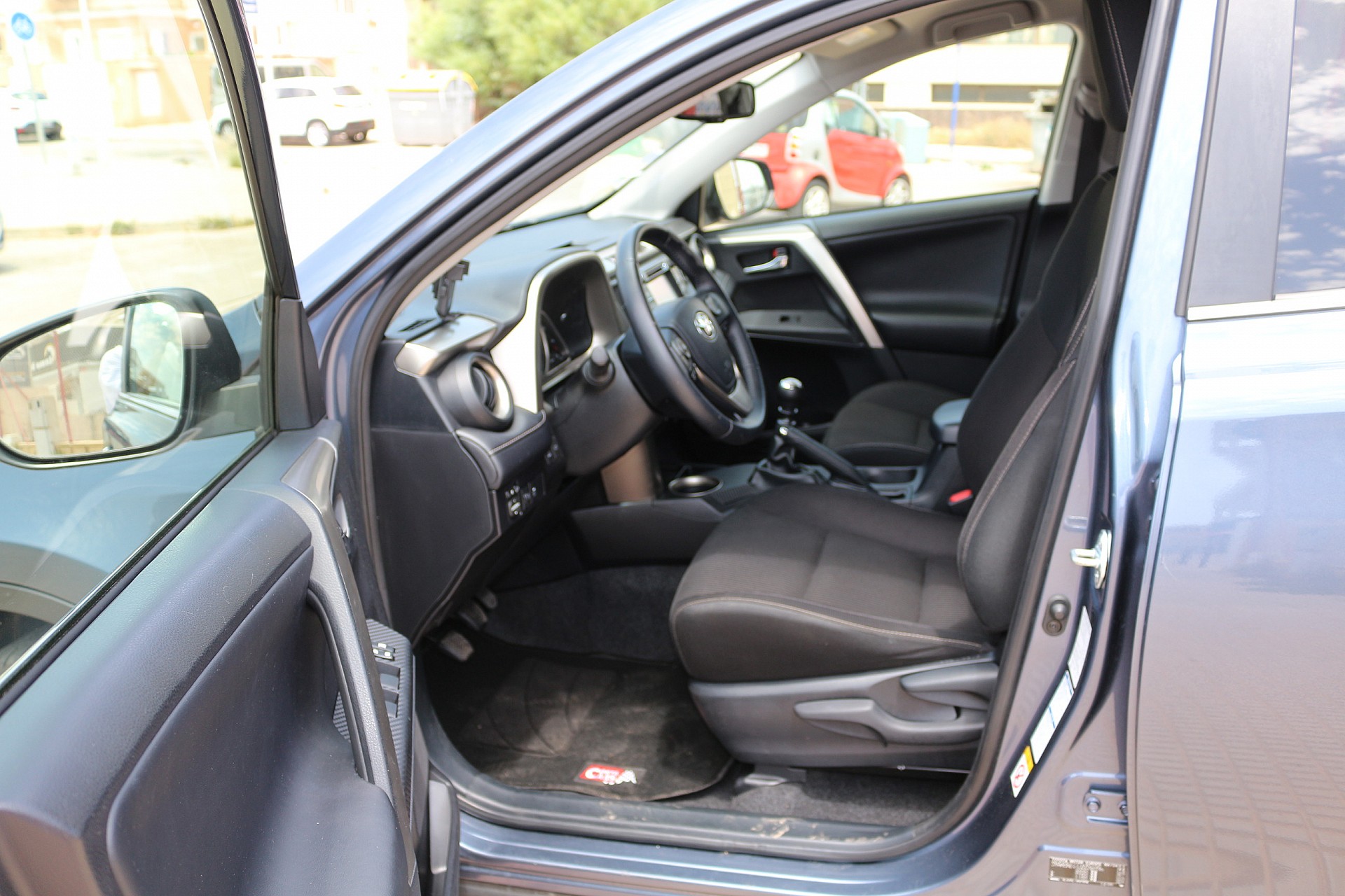 Toyota RAV4 2.2 ADW  - Costa Cars