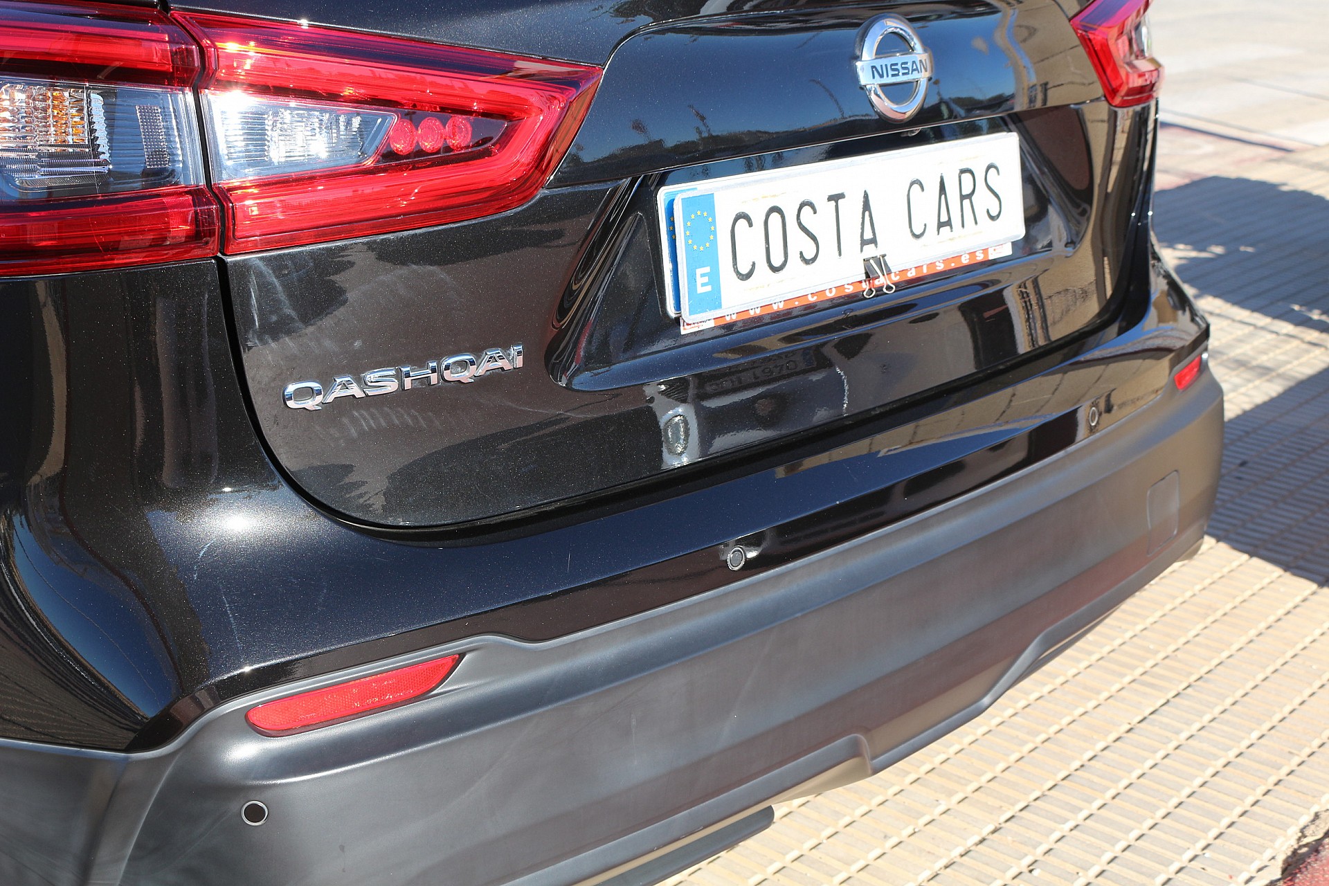 Nissan QASHQAI 1.3 DIG-T ACENTA N-STYLE - Costa Cars